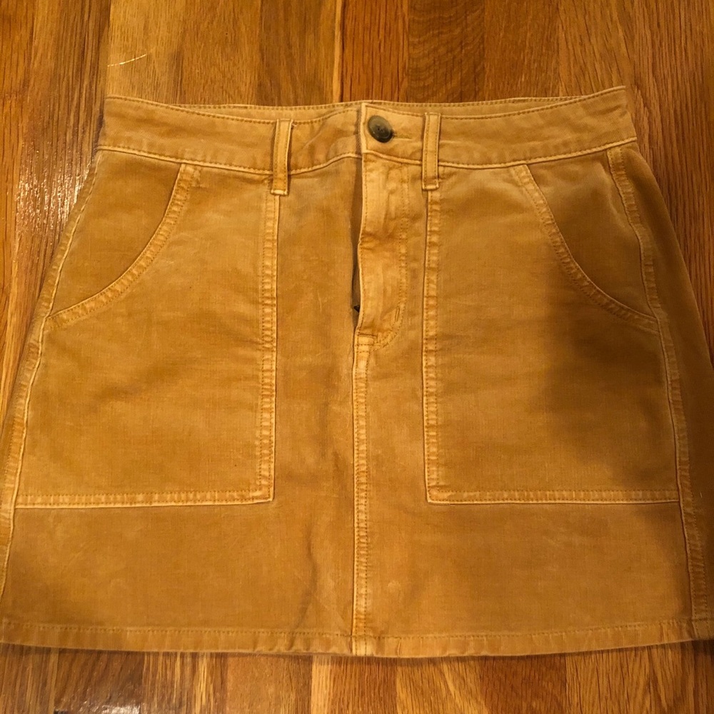 AE skirt size 6